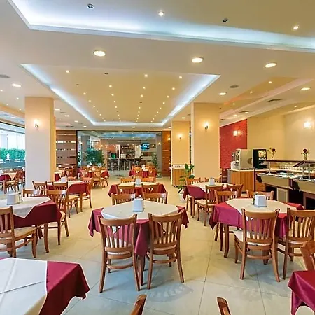 Хотел Riagor 4*
